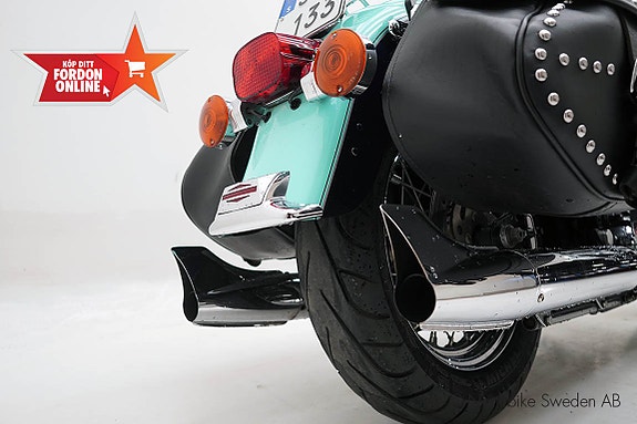 Harley-Davidson Heritage Softail Classic Twin Cam 88B 14 of 26