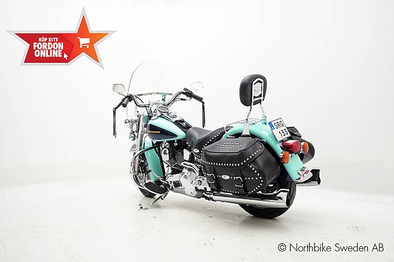 Harley-Davidson Heritage Softail Classic Twin Cam 88B 17 of 26
