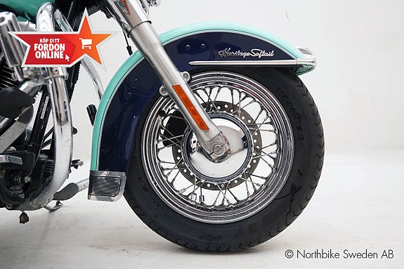Harley-Davidson Heritage Softail Classic Twin Cam 88B 6 of 26