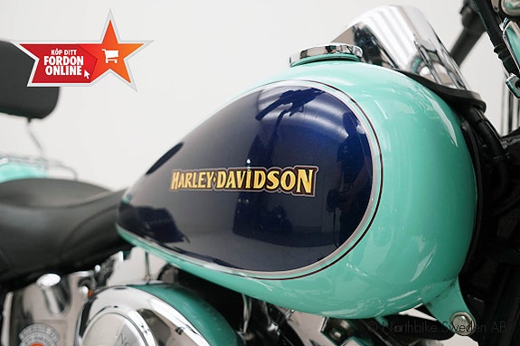 Harley-Davidson Heritage Softail Classic Twin Cam 88B 7 of 26