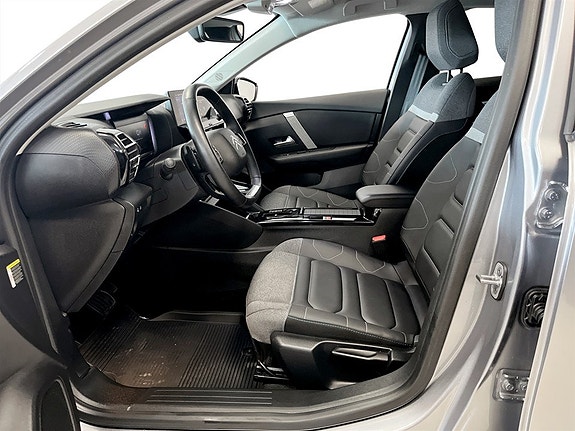 Citroen C4 X 4 of 5