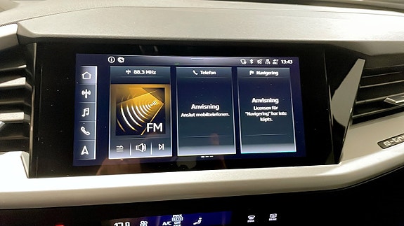 Audi Q4 e-tron 9 of 13