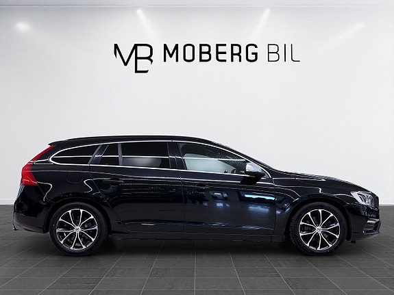 Volvo V60 4 of 14