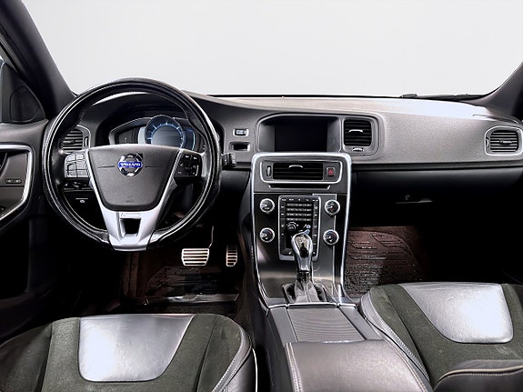 Volvo V60 9 of 14
