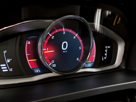 Volvo V60 13 of 14