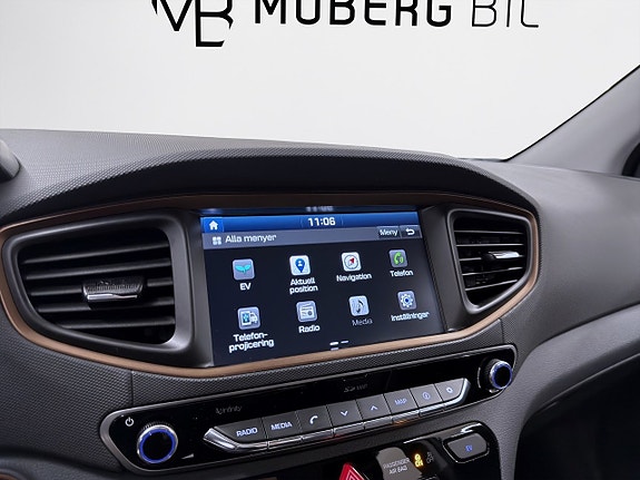 Hyundai IONIQ 15 of 18