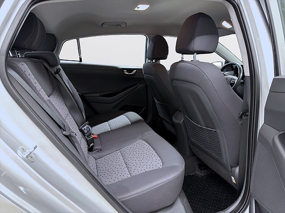 Hyundai IONIQ 9 of 18