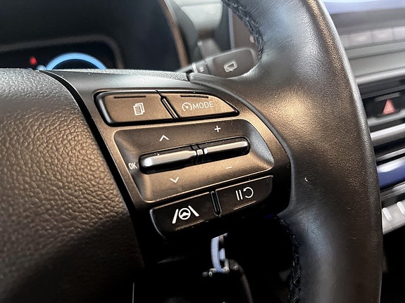 Hyundai Kona 8 of 17