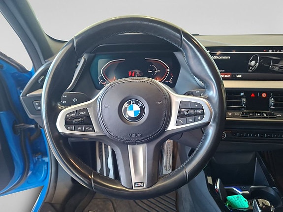 BMW 118i 12 of 15