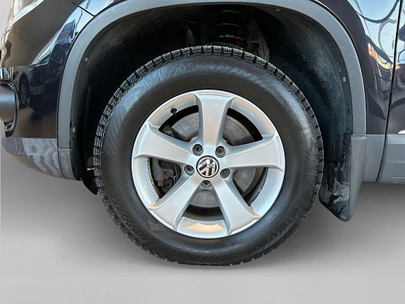 Volkswagen Tiguan 12 of 13