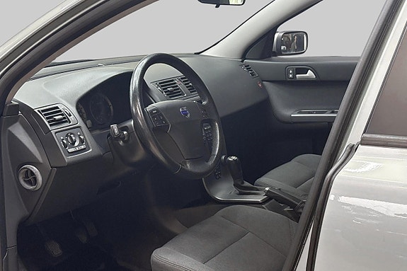 Volvo S40 6 of 10