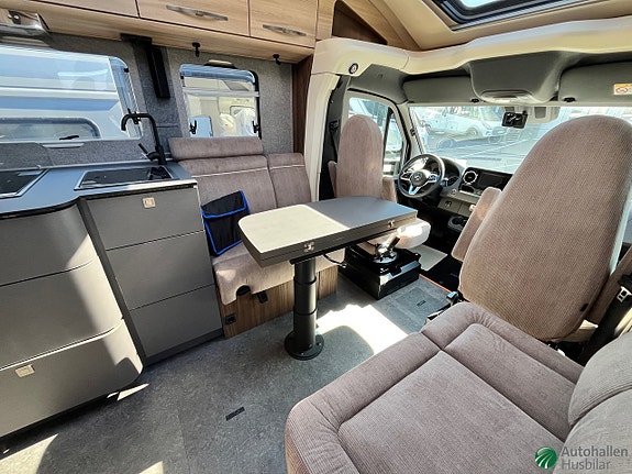 Eura Mobil Profila T 726 QF MB 3 of 11