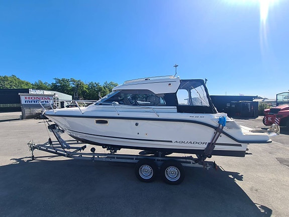Aquador 25 HT Mercruiser/Mercury 4.5L V6 DTS Bravo 3 2021 4 of 12