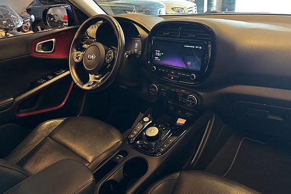 Kia e-Soul 12 of 27