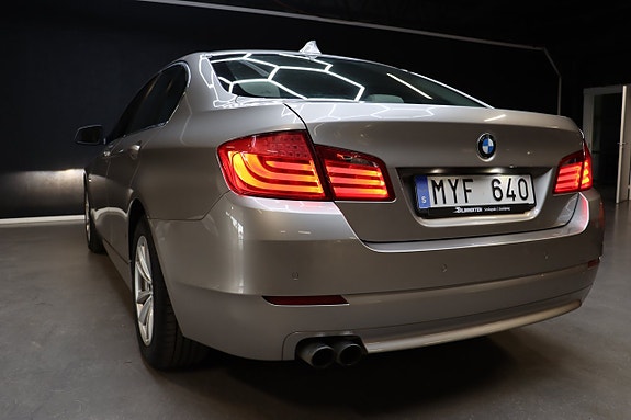 BMW 530i 6 of 30