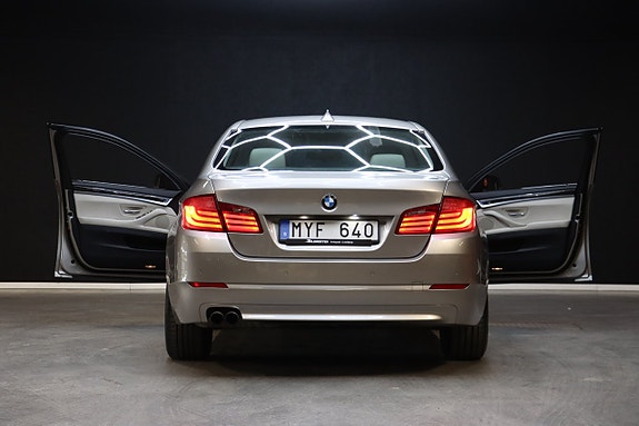 BMW 530i 10 of 30