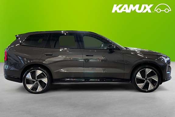 Volvo EX90 2 of 5