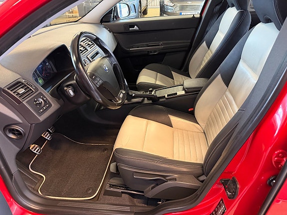 Volvo V50 9 of 18