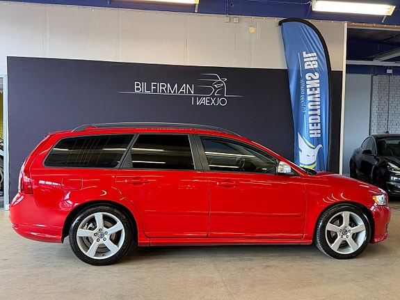Volvo V50 4 of 5