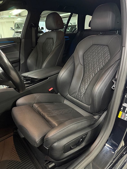BMW 530e 13 of 30