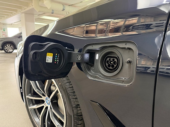 BMW 530e 25 of 30