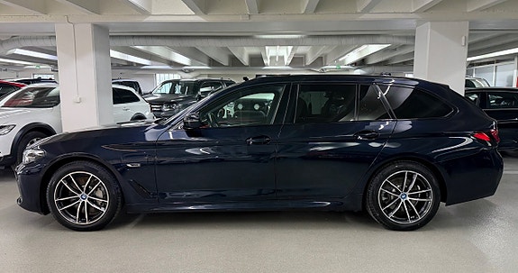 BMW 530e 2 of 30