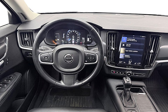 Volvo V90 18 of 29