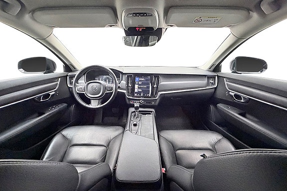 Volvo V90 16 of 29