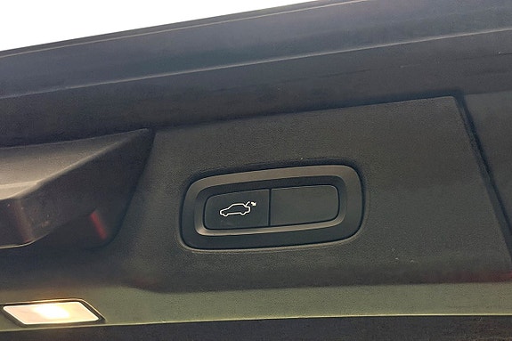Volvo V90 28 of 29