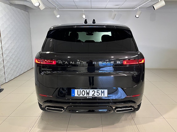 Land Rover Range Rover Sport 4 of 5
