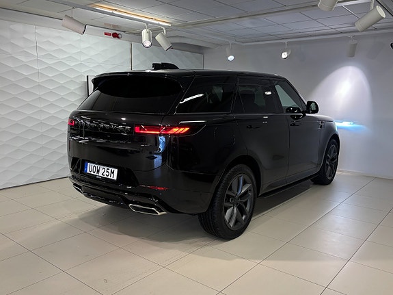 Land Rover Range Rover Sport 2 of 5
