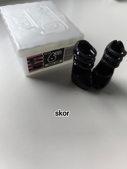 Product image 8 of 20