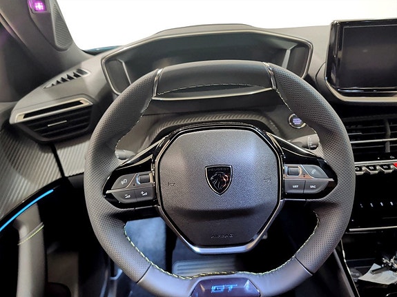Peugeot 2008 10 of 14