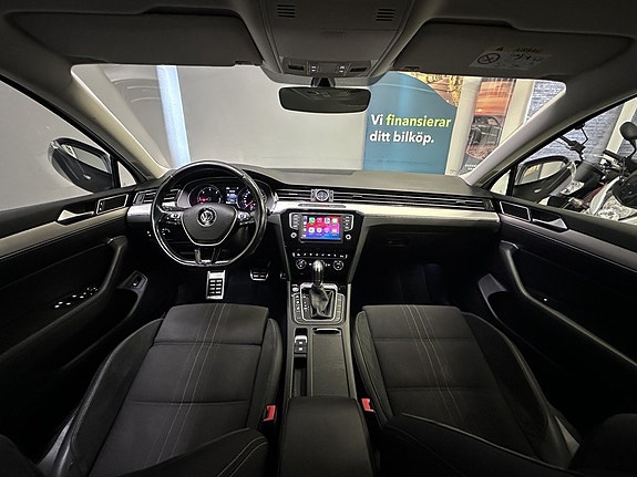 Volkswagen Passat Alltrack 15 of 23