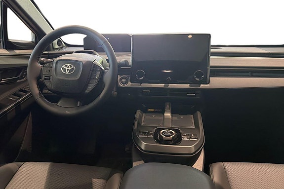 Toyota bZ4X Touring 9 of 20