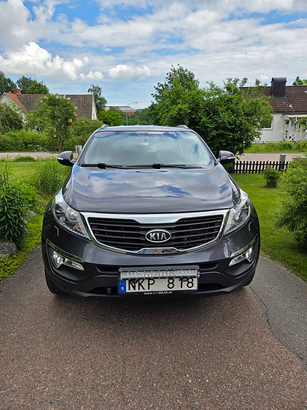 Kia Sportage 2 of 5