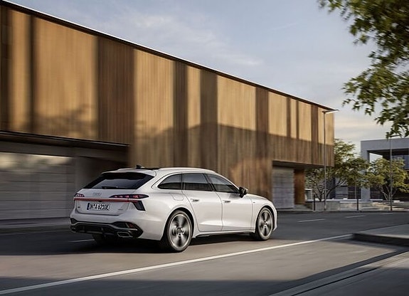 Audi A6 4 of 5