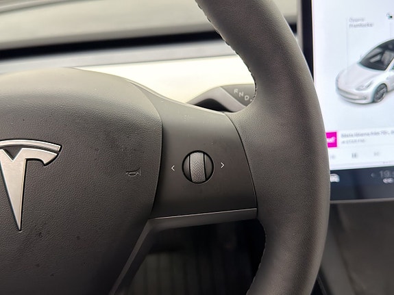 Tesla Model 3 17 of 30
