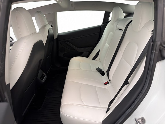 Tesla Model 3 20 of 30