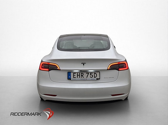 Tesla Model 3 8 of 30