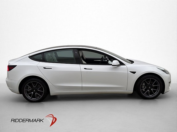 Tesla Model 3 10 of 30