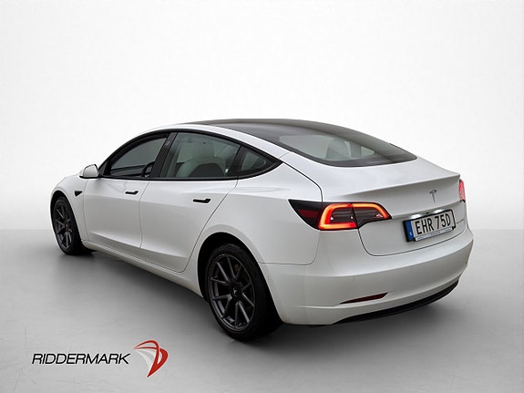 Tesla Model 3 6 of 30