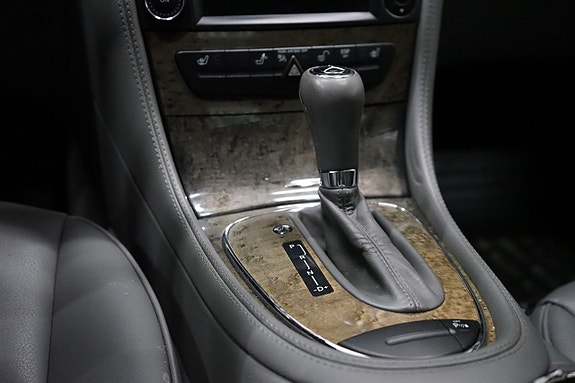 Mercedes-Benz CLS320 11 of 15