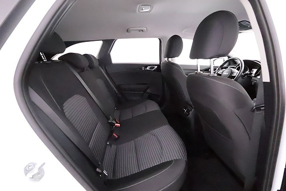 Kia Ceed 11 of 21