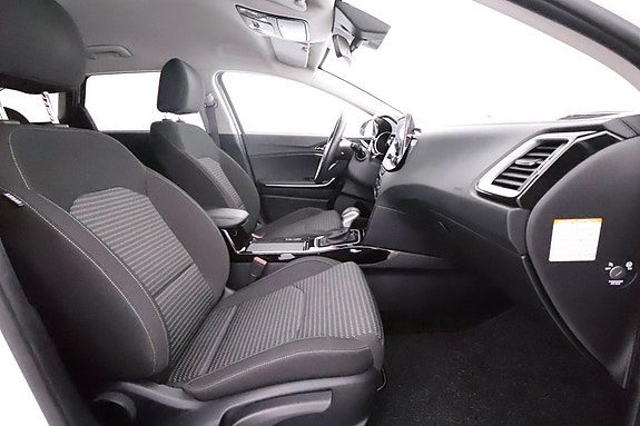 Kia Ceed 12 of 21