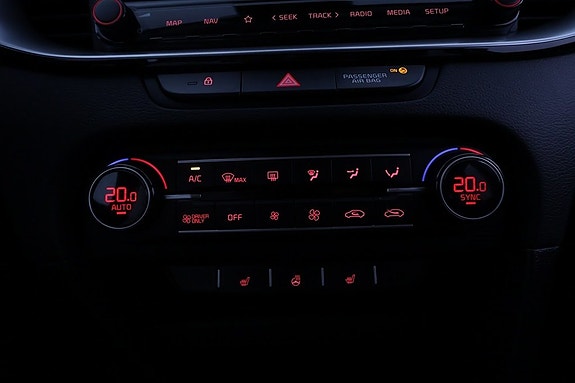 Kia Ceed 18 of 21