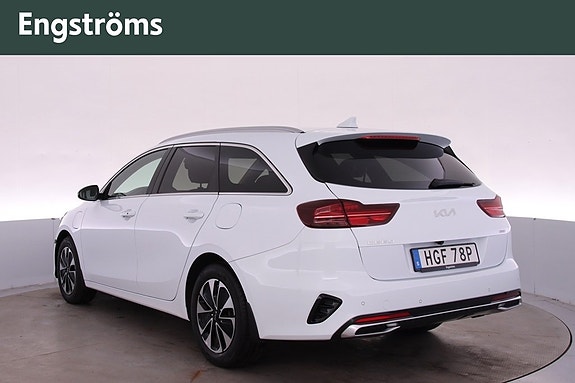 Kia Ceed 4 of 21