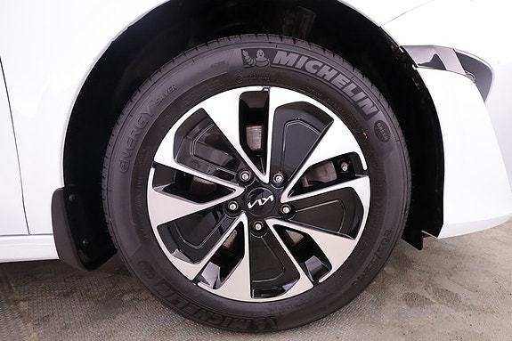 Kia Ceed 13 of 21