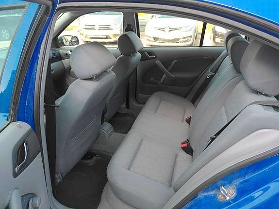Skoda Octavia 6 of 12
