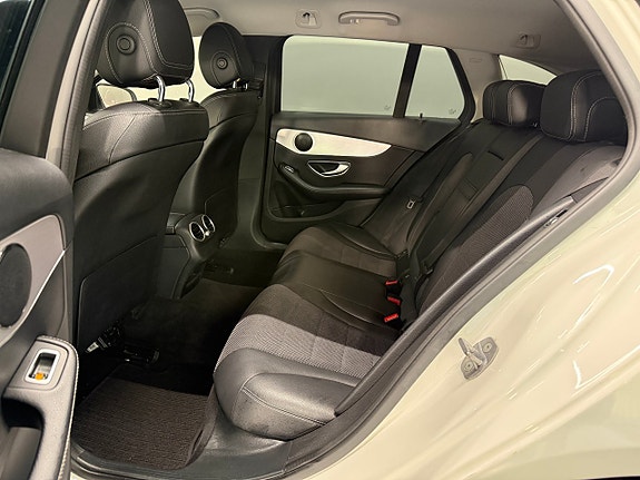 Mercedes-Benz C220 d 12 of 23